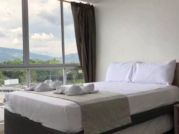 Hotelli Pradera Plaza