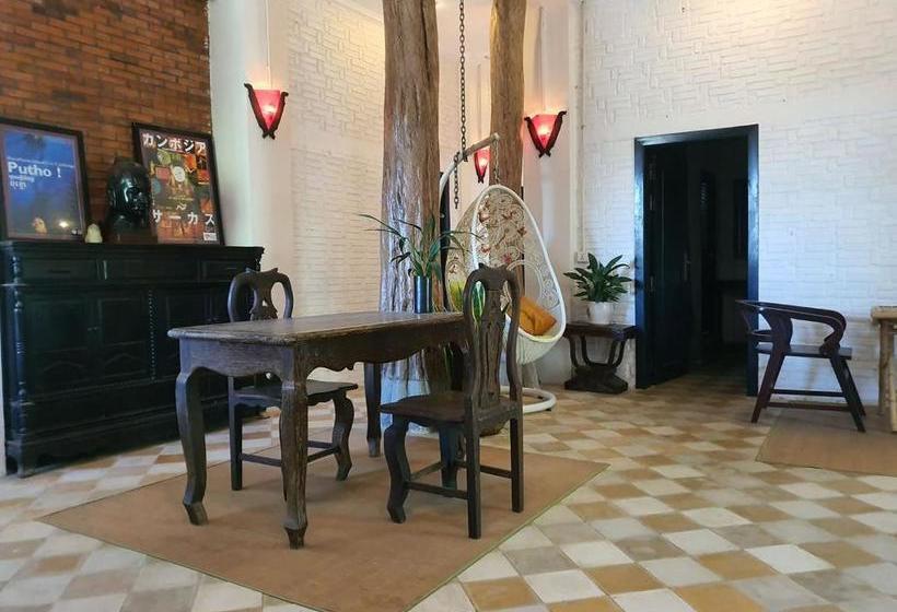 پانسیون Brightness Villa