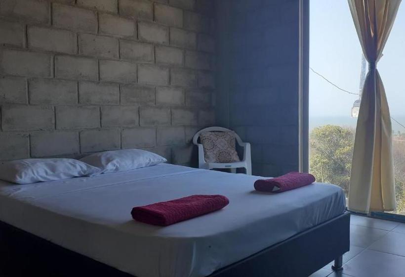 پانسیون Kitesurf Hostal Ocean House Santa Verónica