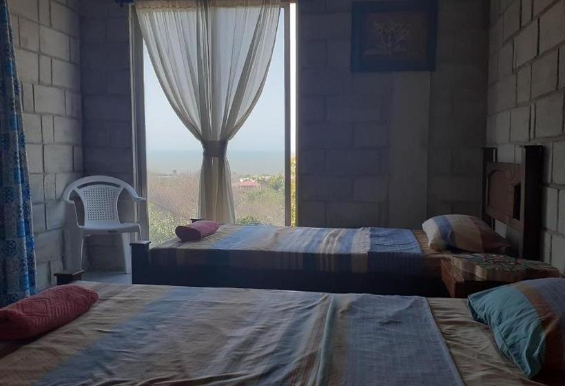 پانسیون Kitesurf Hostal Ocean House Santa Verónica