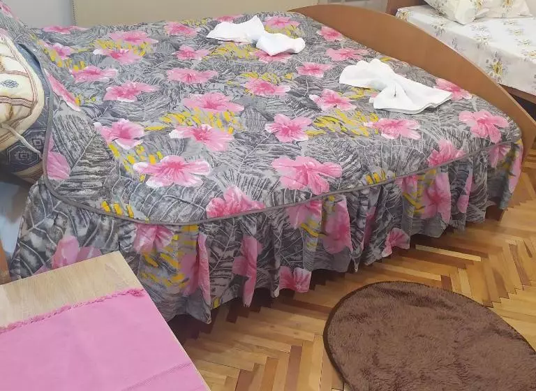 ユースホステル Apartment   Jona