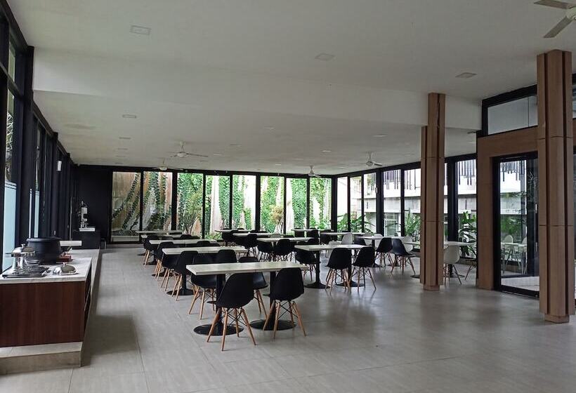 Hotel Nite & Day Mdc Gadog