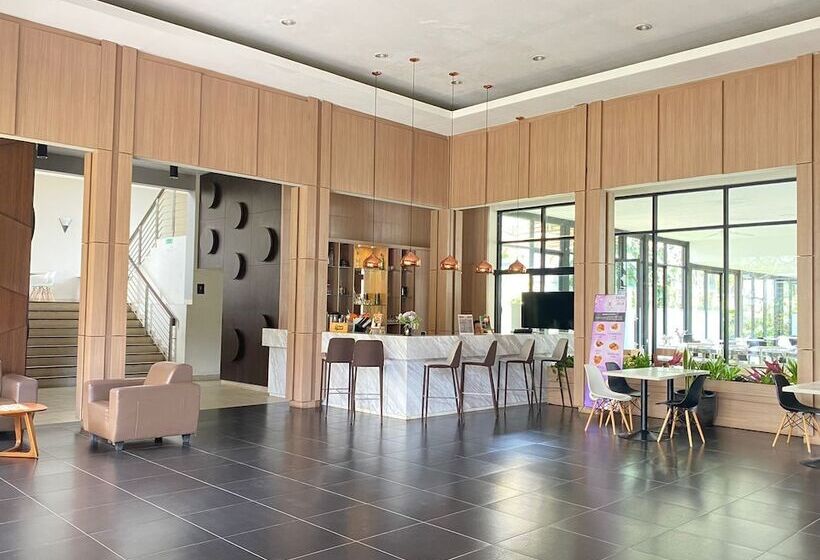 Hotel Nite & Day Mdc Gadog