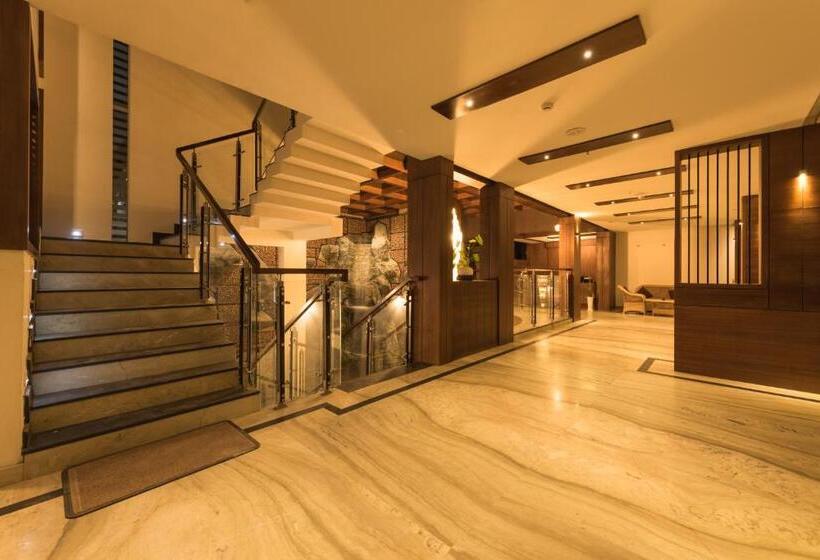 בית מלון כפרי Trivers Resort Munnar