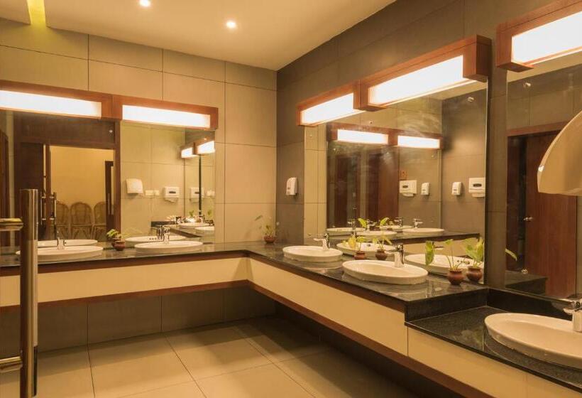 בית מלון כפרי Trivers Resort Munnar