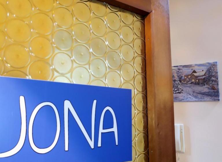 هاستل Apartment   Jona