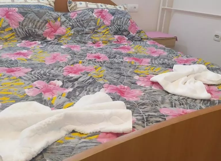 ユースホステル Apartment   Jona