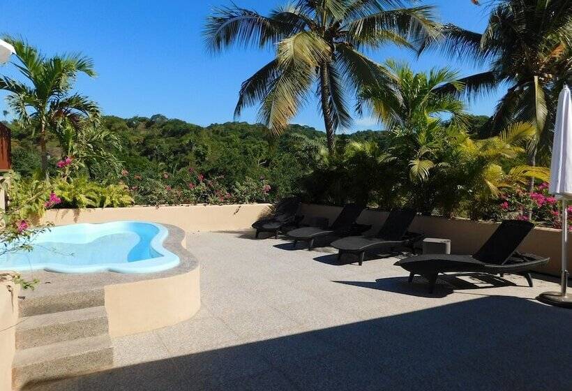 ホテル Pacific Inn