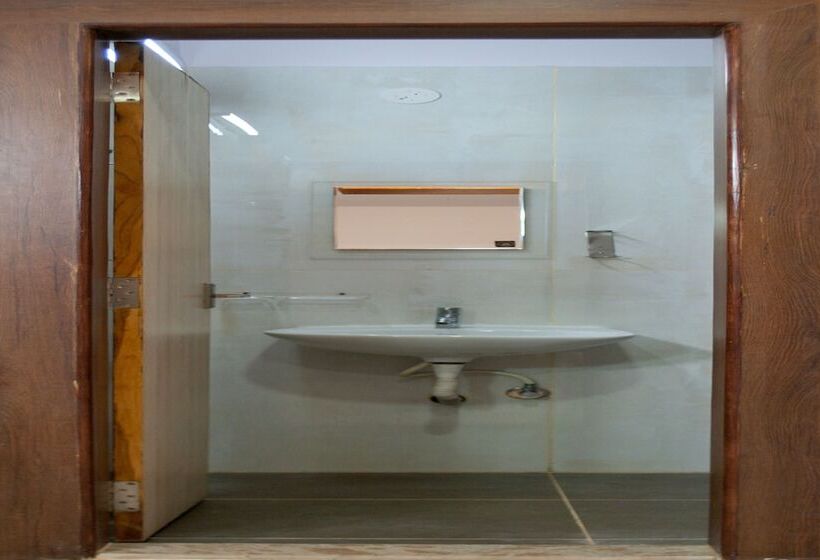 酒店 Red Key Bangalore Airport