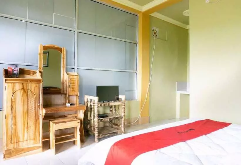 Hotelli Reddoorz Near Senaru Rinjani