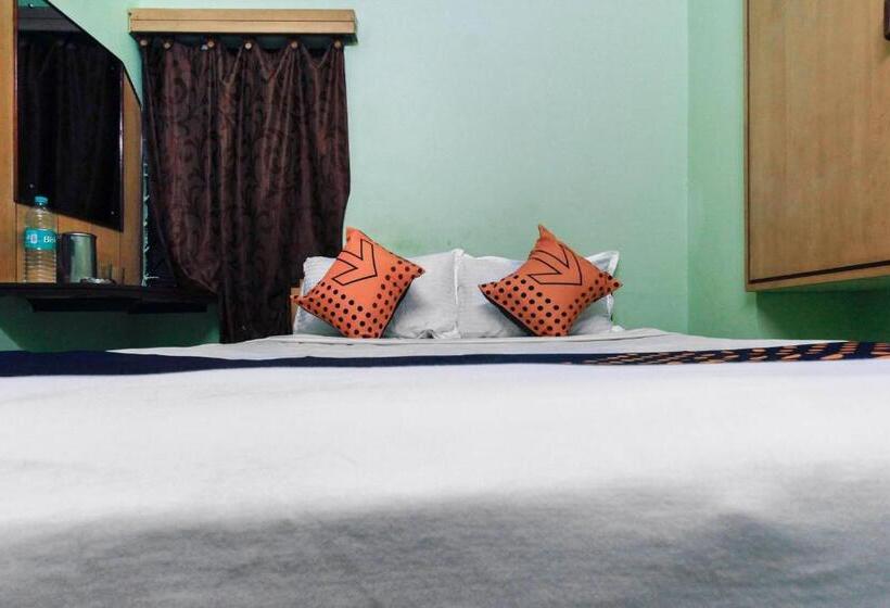 Hotelli Spot On 66363  Rock View Lodge