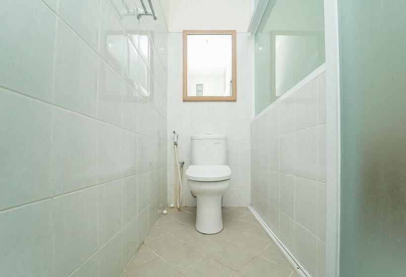 פנסיון Koolkost Near Universitas Prasetiya Mulya