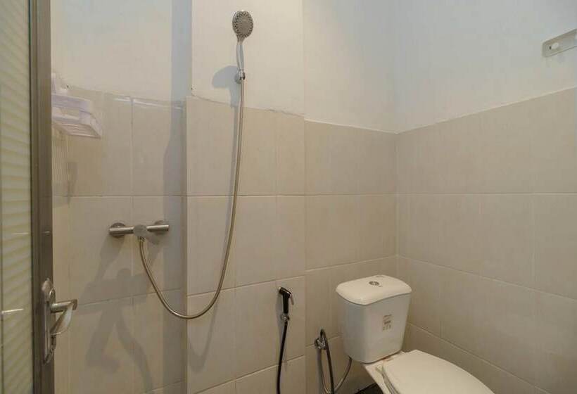 بنسيون Reddoorz Syariah Near Rsud Siti Fatimah Palembang