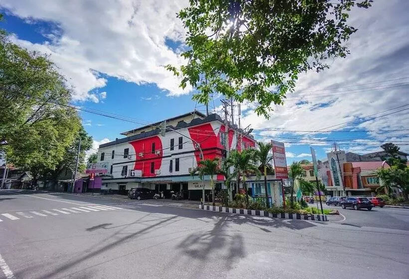 ホテル Oyo 2217 Galaxy