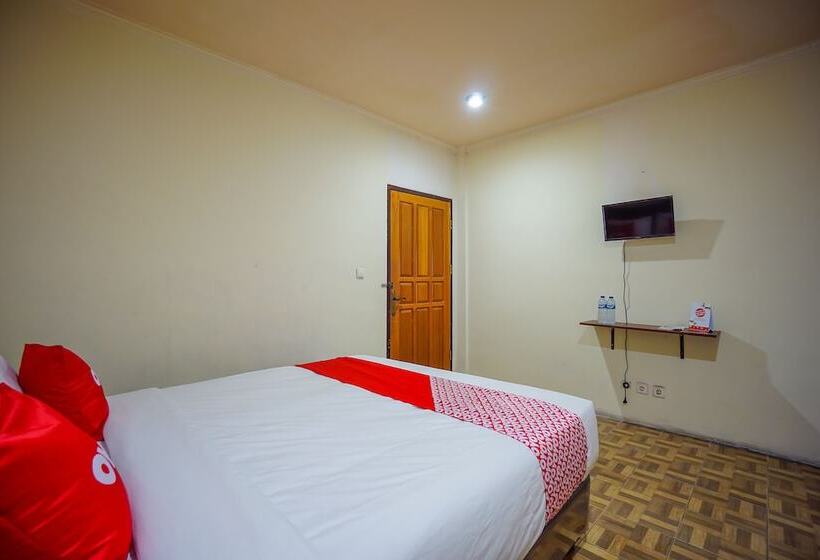 Hotel Oyo 2217 Galaxy