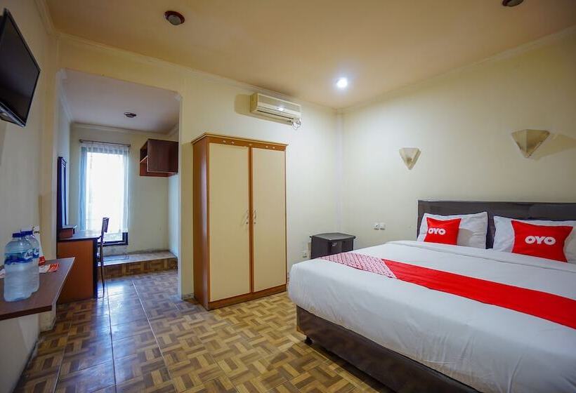 Hotel Oyo 2217 Galaxy