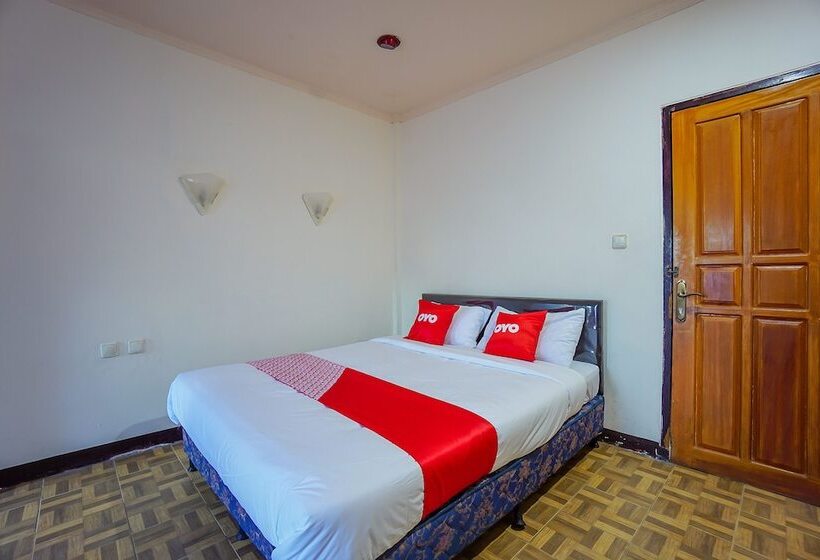 Hotel Oyo 2217 Galaxy