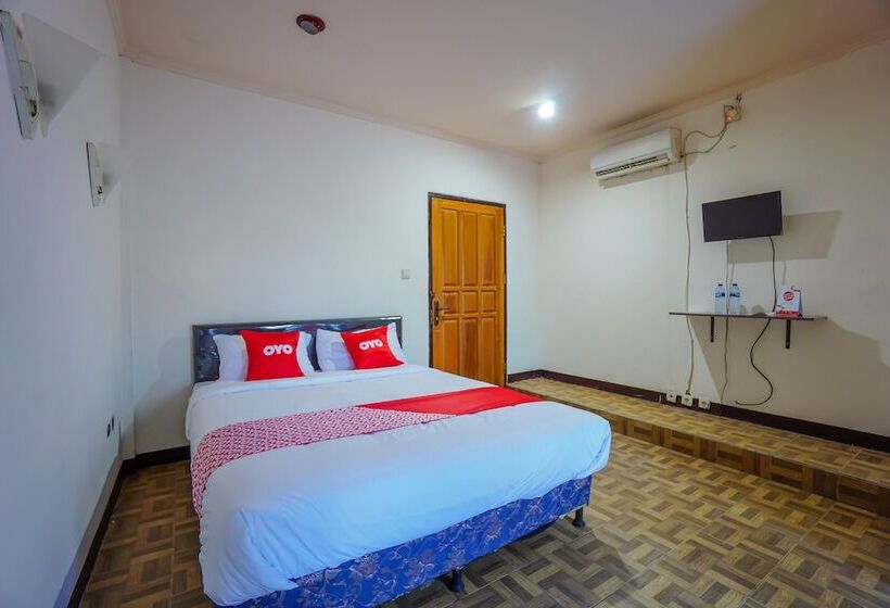 Hotel Oyo 2217 Galaxy