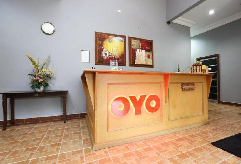 בית מלון כפרי Oyo 89523 Villa Sri Mayang