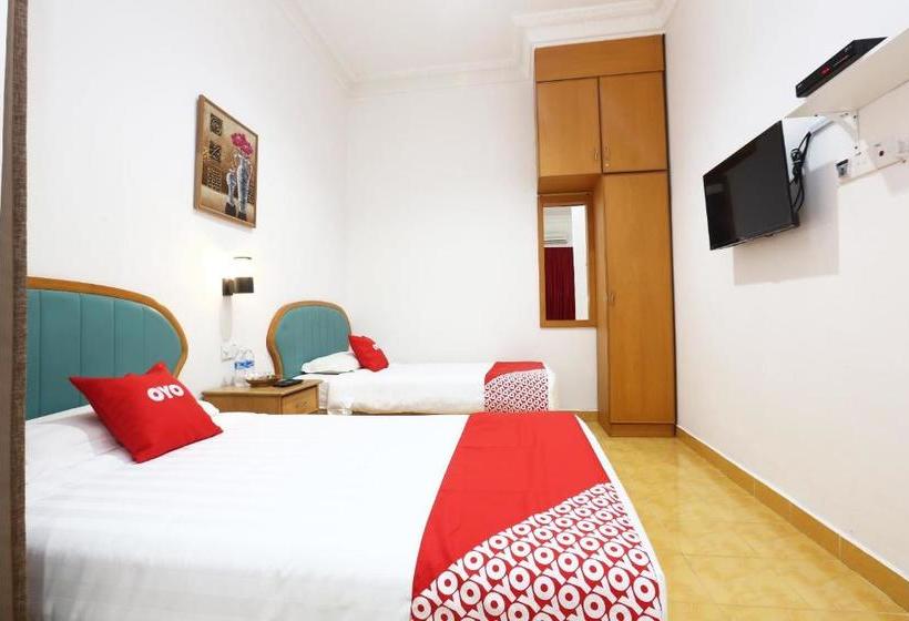 בית מלון כפרי Oyo 89523 Villa Sri Mayang