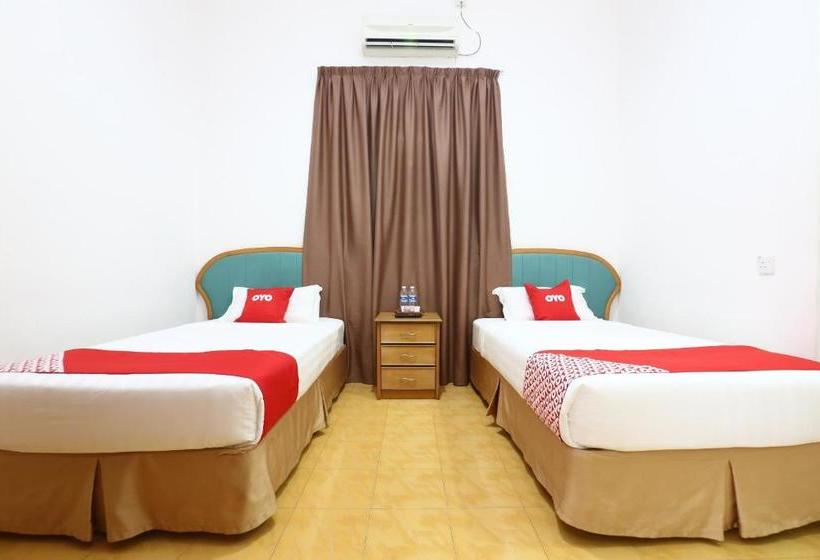 בית מלון כפרי Oyo 89523 Villa Sri Mayang