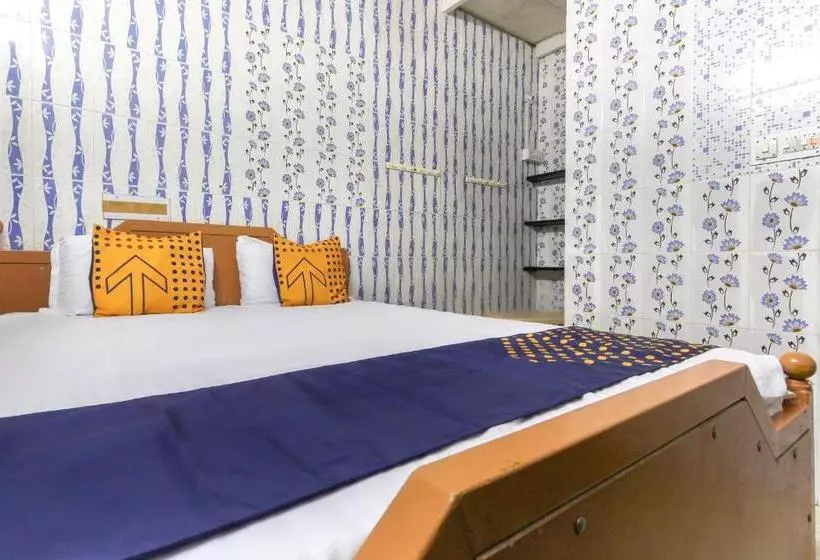 Hotelli Spot On 65418 Kcr Garden