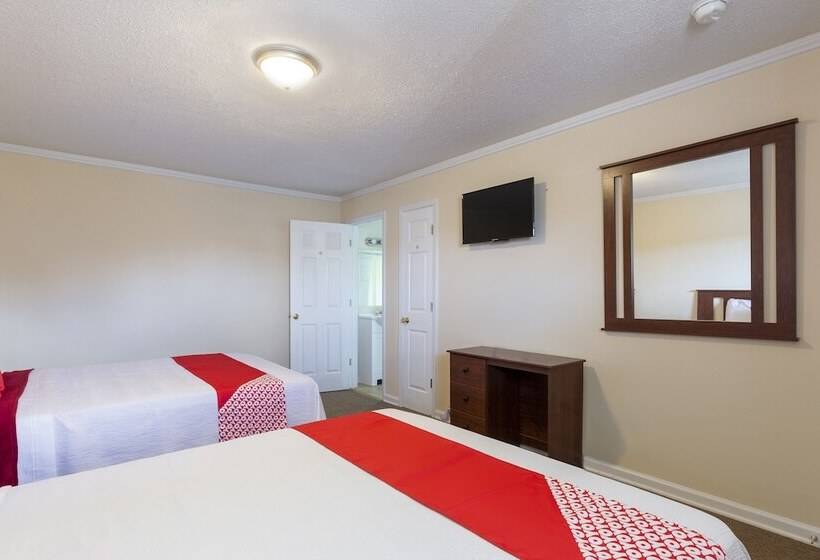 فندق على الطريق OYO Hotel Cave City KY