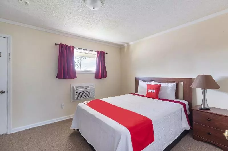 モーテル OYO Hotel Cave City KY