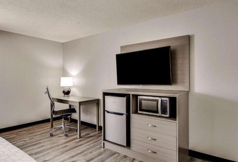 ホテル Clarion Pointe On The Lake Clarksvillesouth Hill West