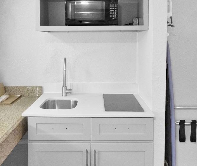 Otel Econo Lodge Carlsbad Caverns Area