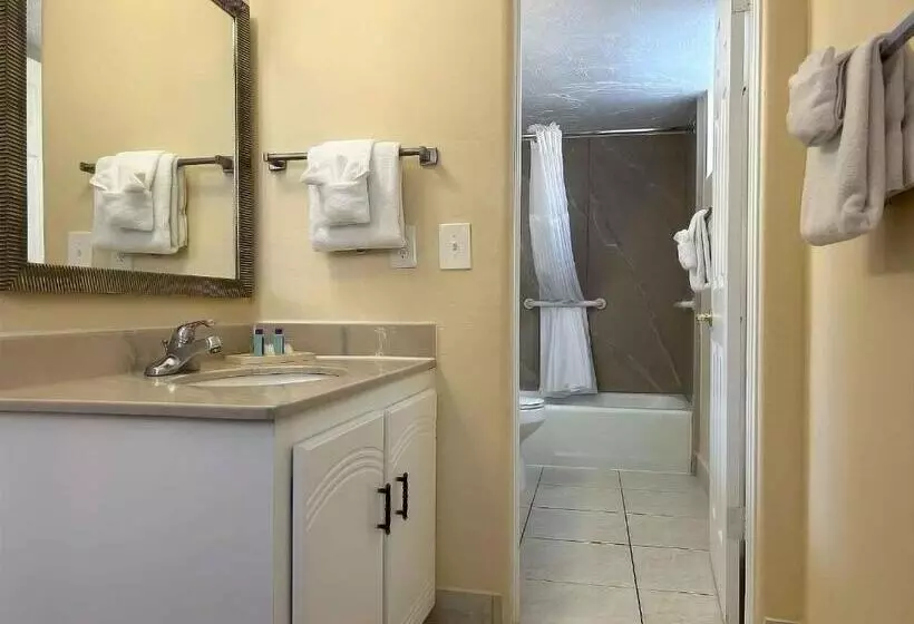 호텔 Outrigger Beach Club Resort