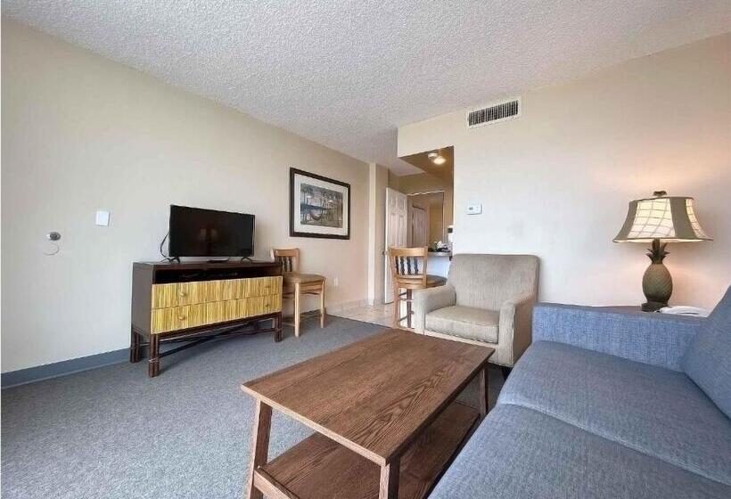 Hotel Outrigger Beach Club Resort