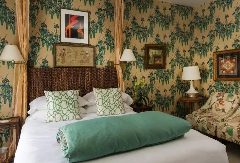 هتل Pomegranate Inn