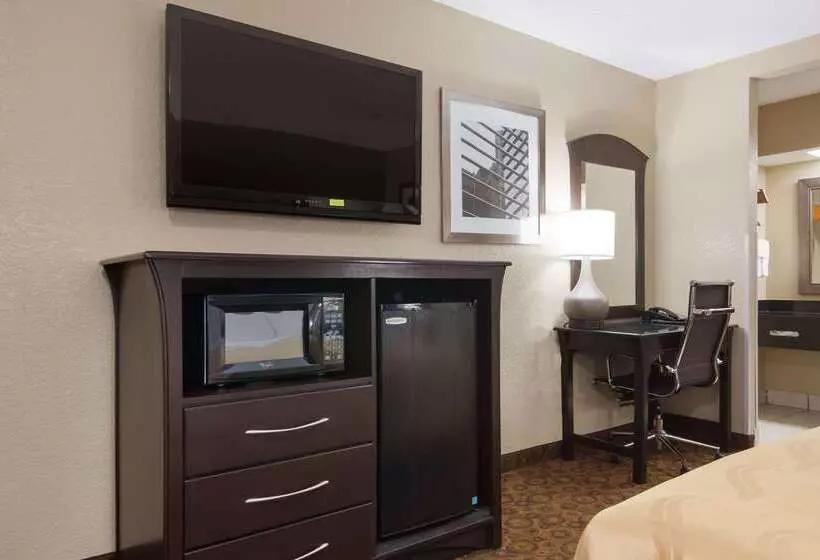 ホテル Quality Inn Magnolia