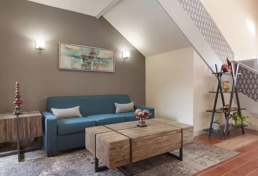 ホテル Quality Inn Magnolia