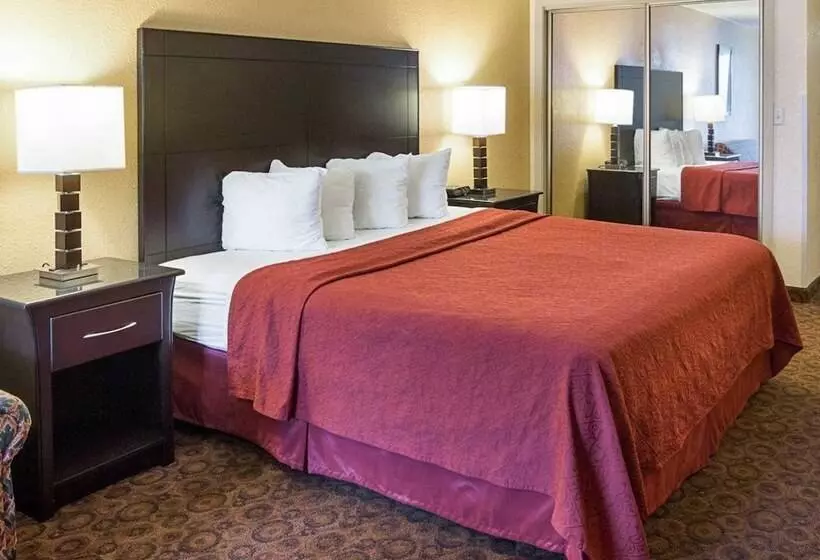 ホテル Quality Inn Magnolia