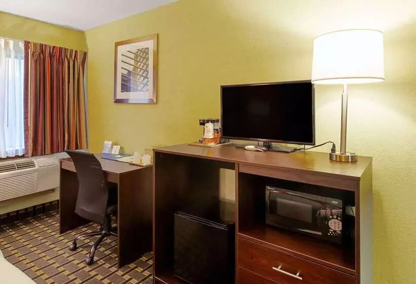Отель Quality Inn Plainfield I 395