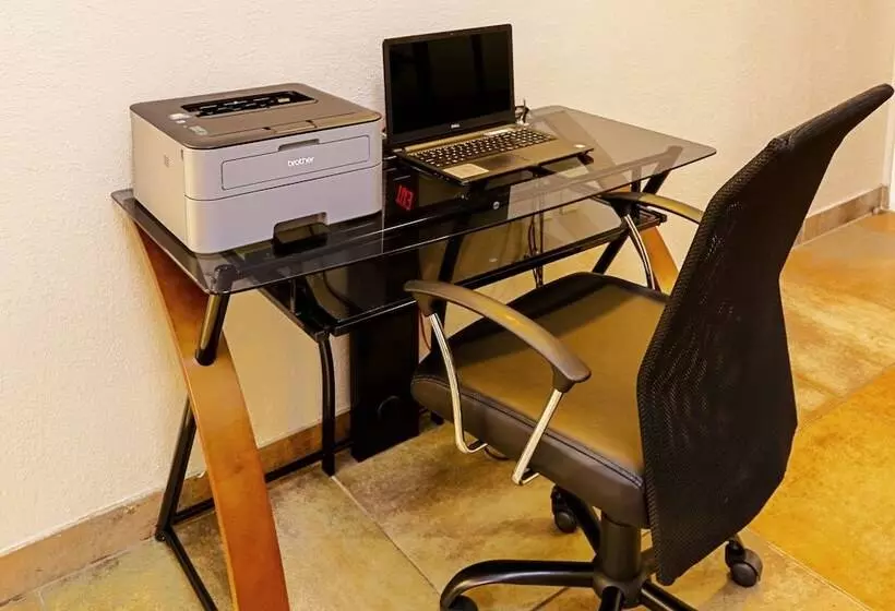 Отель Quality Inn Plainfield I 395