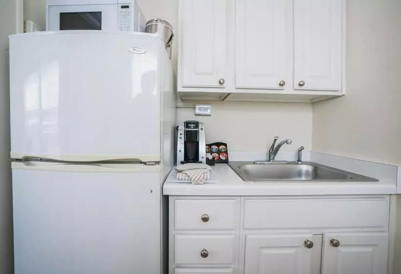 The Plaza Hotel   Milwaukee