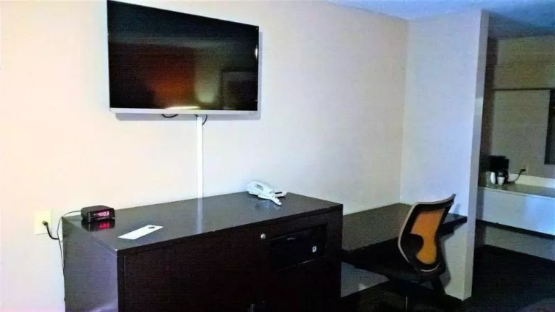 מוטל Pepper Tree Inn