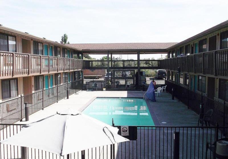 Motel Pepper Tree Inn