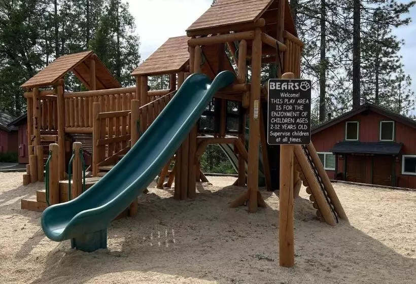 The Pines Resort & Conference Center