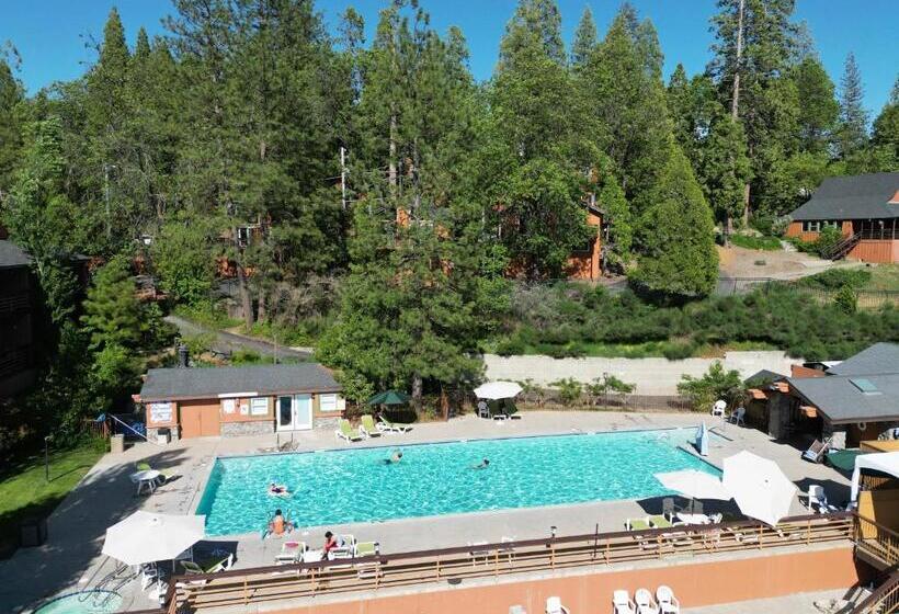 The Pines Resort & Conference Center