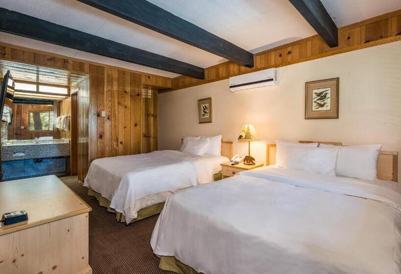 The Pines Resort & Conference Center