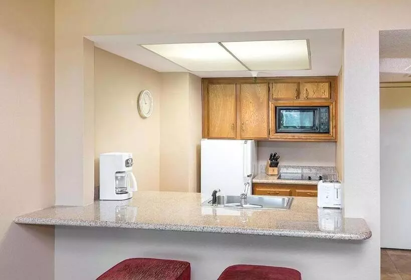 Worldmark Palm Springs Plaza Resort And Spa