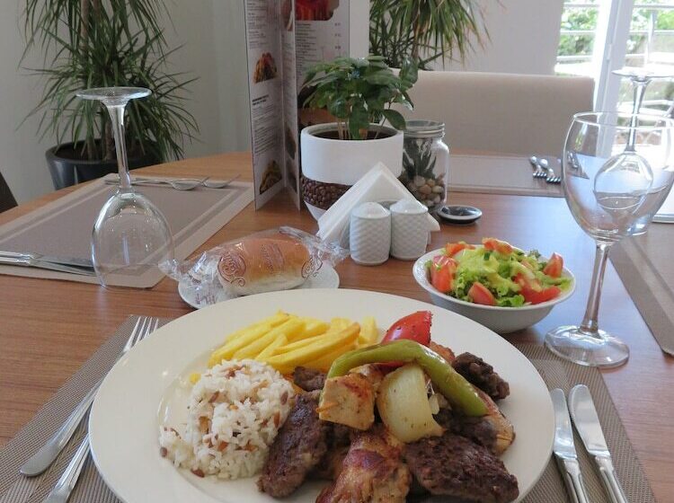 تختخواب و صبحانه Sun