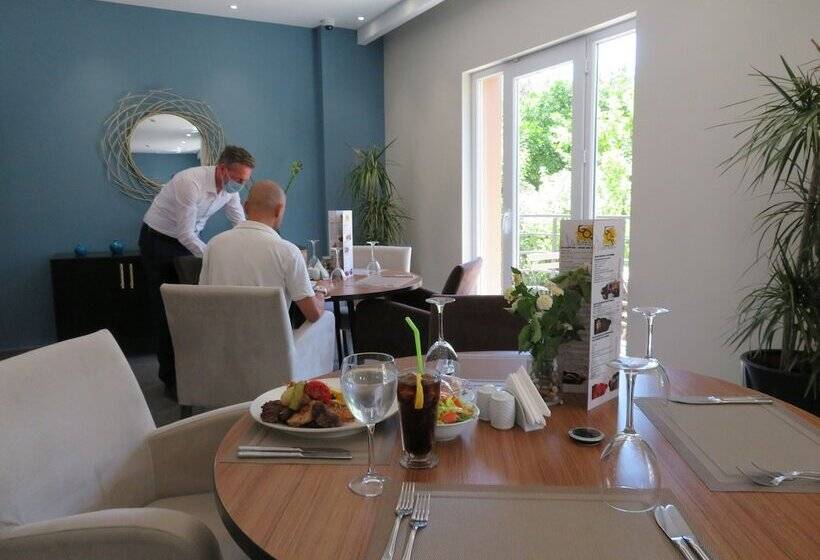 تختخواب و صبحانه Sun