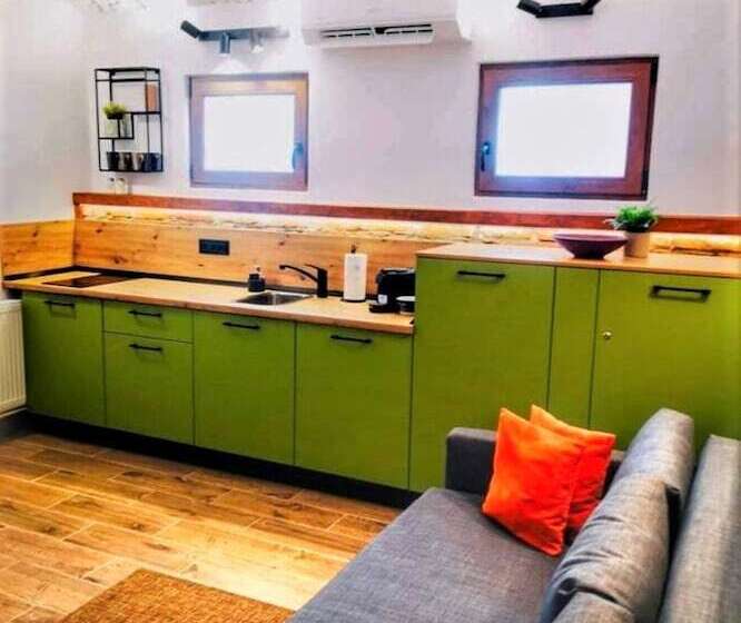 پانسیون T House