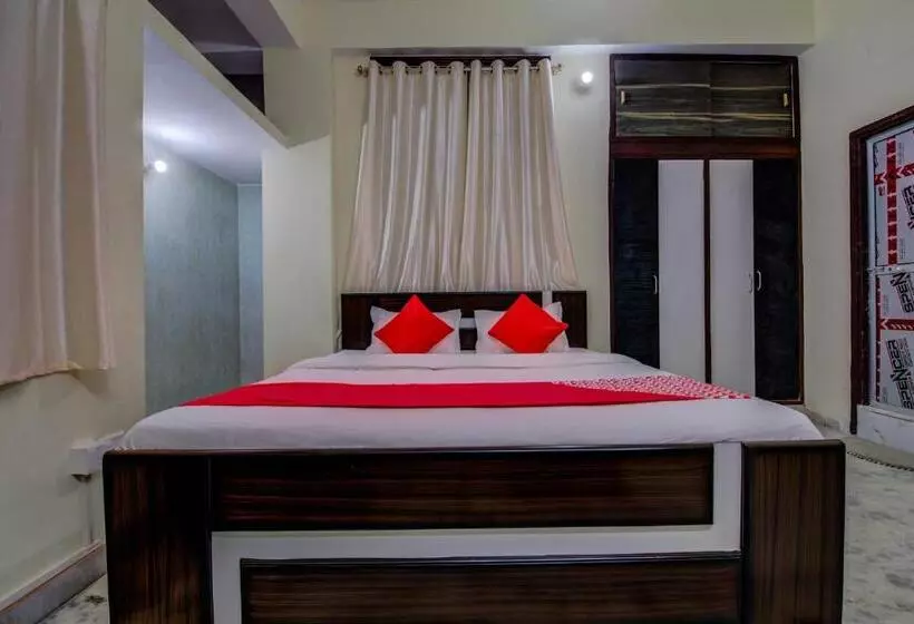 Super Hotel O Rajbanshi Nagar