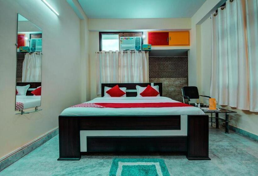 Super Hotel O Rajbanshi Nagar